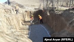 آرشیف٬ جریان کار ساخت یک کانال در افغانستان