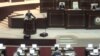 Михаил Саакашвили Азербайжан парламентинде сөз сүйлөп жатат. Баку, 7-март, 2012. 
