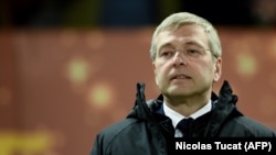 Дмитрий Рыболовлев 