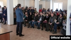 Встреча Ильсура Метшина с казанцами 5 апреля 2017 года