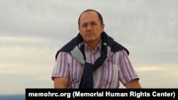 Правозащитник из Чечни Оюб Титиев.