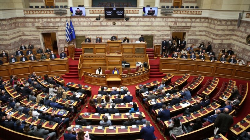 Грција им забрани на партиите со осудени лидери да учествуваат на изборите