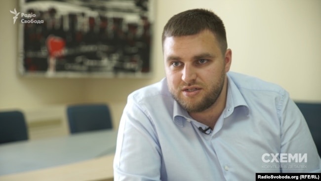 Гендиректор держпідприємства «СЕТАМ» Віктор Вишньов каже, що раніше всі компанії, які займалися реалізацією арештованого майна, були наближені до «сім’ї» Януковича