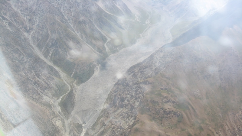 دولت تاجیکستان نام‌های بیگانه بیش از سه هزار مکان جغرافیایی را به فارسی تغییر می‌دهد