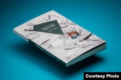 Книга Олеся Ульяненка «Там, де Південь», чеською мовою від видавництва «Вітряки»