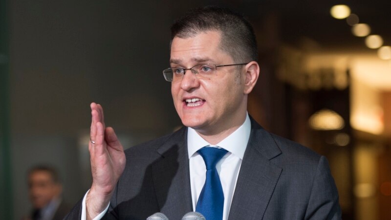 Јеремиќ предлага српската опозиција да го бојкотира Парламентот