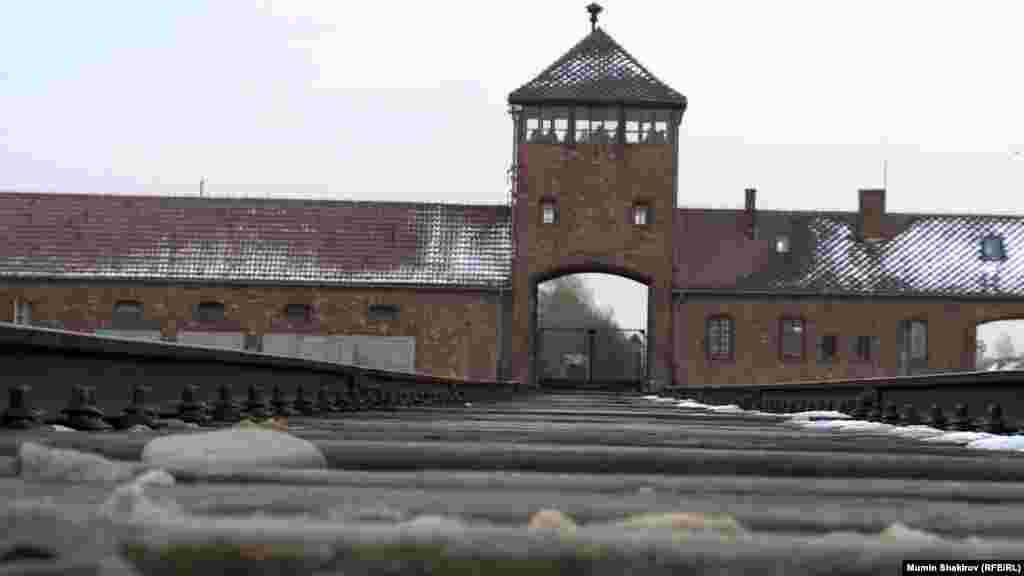 Главные ворота лагеря Биркенау (Аушвиц 2)