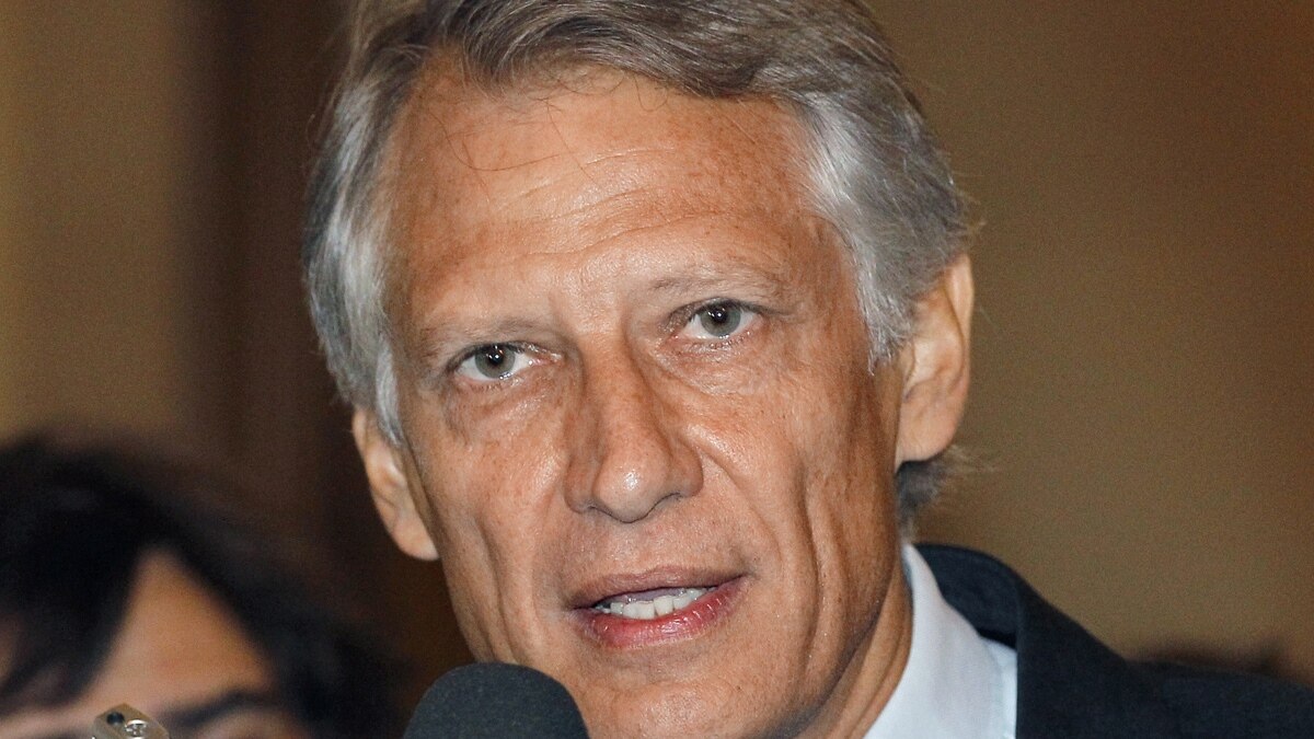 FD20F0F7-8383-4F9E-8BFB-10DA7E513805_cx0