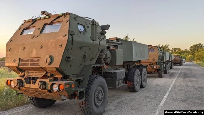 Реактивні системи залпового вогню HIMARS. Запорізький напрямок. Фото Генштабу ЗСУ, оприлюднене 4 липня 2022 року