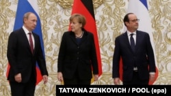 (Left to right:) Russian President Vladimir Putin, German Chancellor Angela Merkel, and French President Francois Hollande will meet to discuss Ukraine on the sidelines of a G20 summit next week. (file photo)
