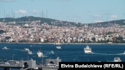 Проєкт має зменшити судноплавний рух по Босфору, вузькій прямій, що проходить через Стамбул, і є одним з найбільш завантажених морських коридорів у світі
