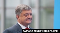 BELGIUM -- Ukraine's President Pedro Poroshenko arrives for the second day of a NATO summit in Brussels, Belgium, 12 July 2018.