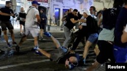 Під час однієї з бійок у Марселі, фото 10 червня 2016 року