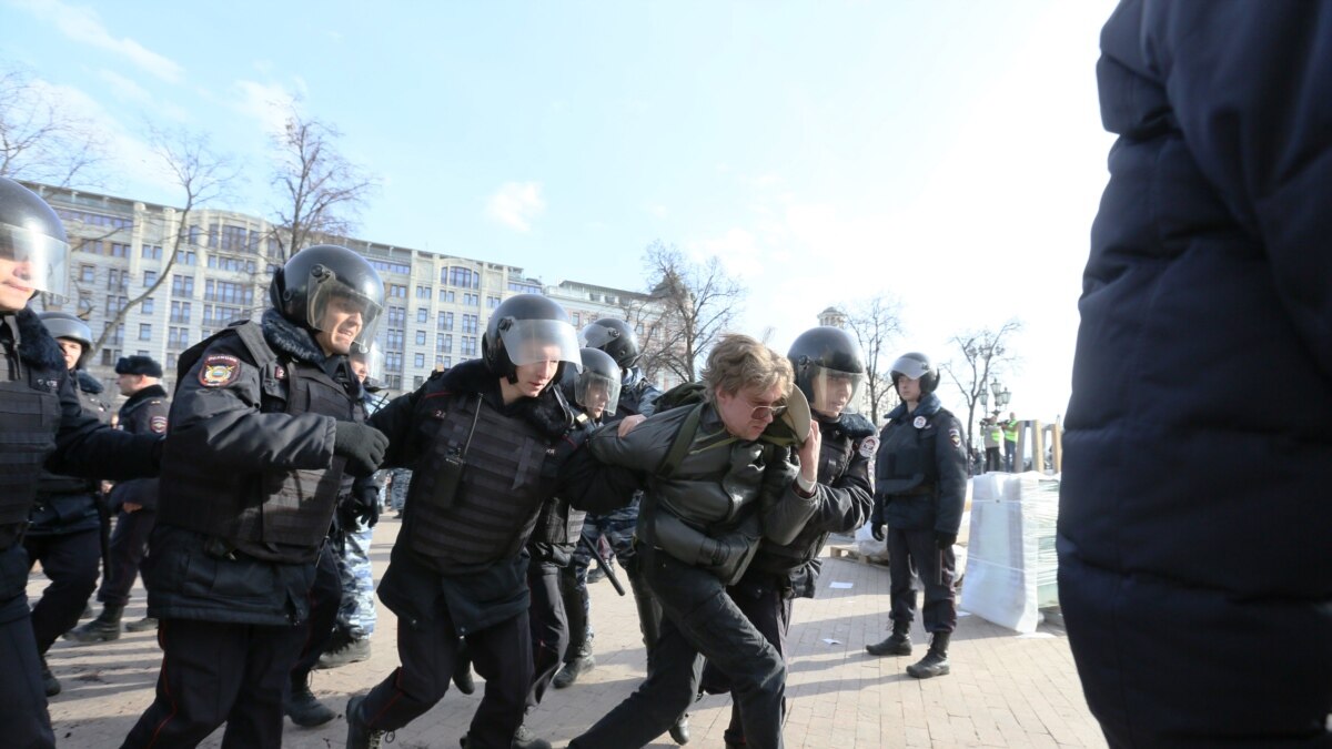 В ФБК за помощью обратились уже более 600 задержанных 26 марта