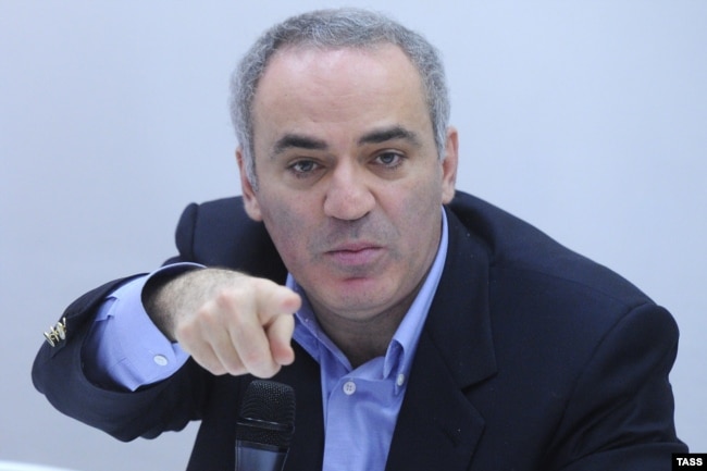 24 ноября 2012 года. Гарри Каспаров во время второго заседания Координационного совета оппозиции