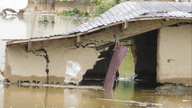 Стотици исчезнати и непознат број загинати по уривање на брана во Лаос