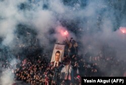 Митинг активистов РНП в Стамбуле. 17 апреля 2019 года
