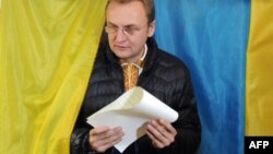 1 березня лідер «Самопомочі»​ Андрій Садовий заявив, що більше не є кандидатом у президенти