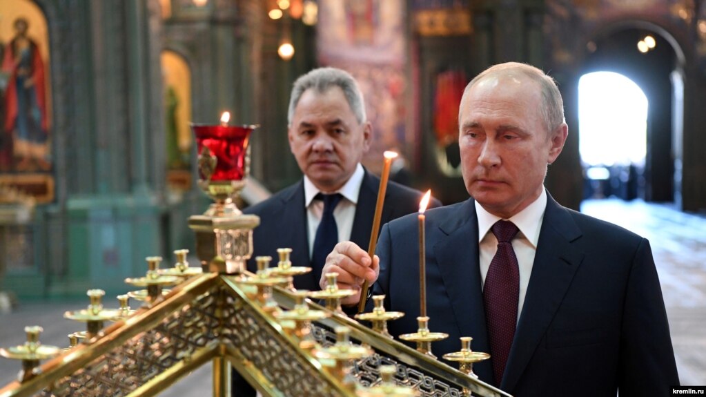 Vladimir Putin și Sergei Șoigu, ministru al Apărării