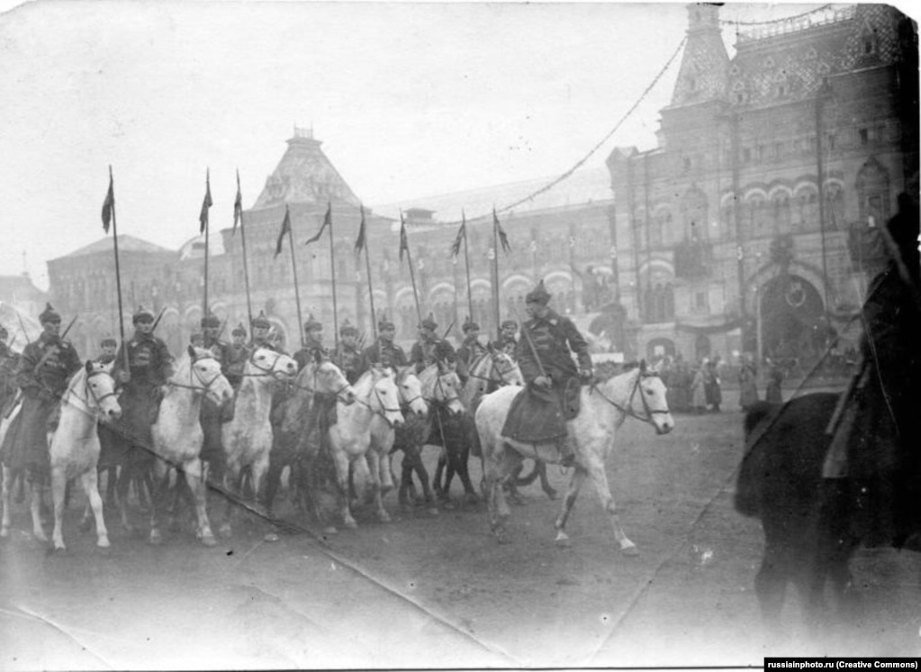 1920: The ‘Black Baron’ And The White Exodus From Crimea