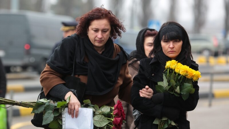 Иранда атылган учакта мерт болгондордун сөөгү Киевге жеткирилди