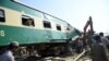 دست‌کم ۲۰ نفر در تصادف قطار در پاکستان کشته شدند