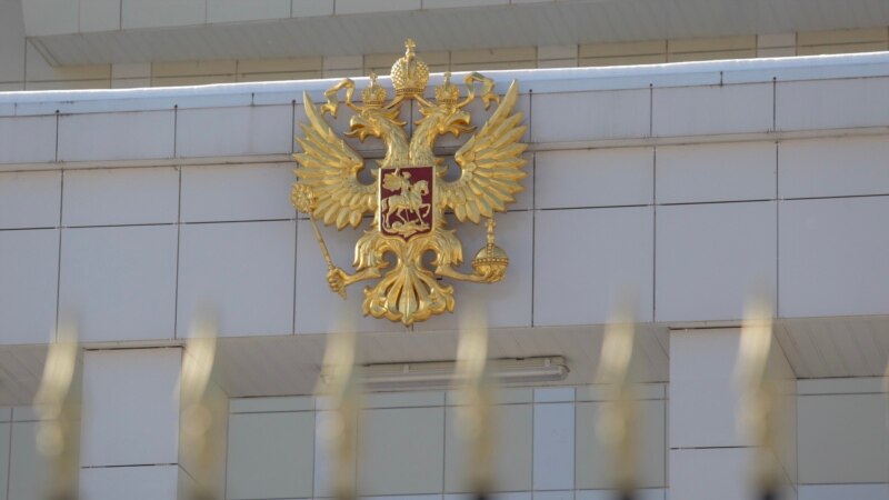 Амбасаду РФ у Беларусі занепакоілі праведзеныя КДБ затрыманьні