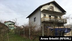 Kuća u dobojskom naselju Miljkovac iz koje su odvedeni i kasnije ubijeni Muharem, Muhammad i Ismet Aldobašić 