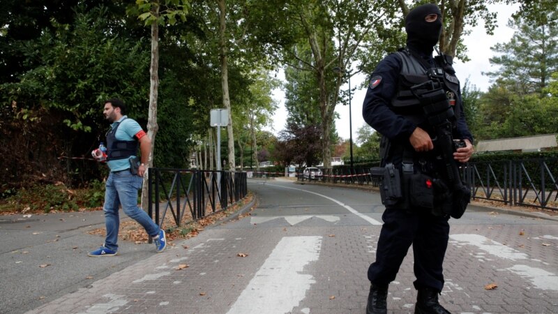 Францияда 18 жаштагы чечен теракт даярдоого шектелип кармалды 