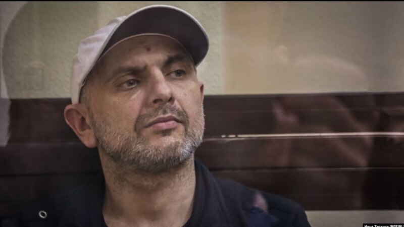 Qırımda Rusiye mahkemesi tarafından mahküm etilgen «ukrayınalı diversantlar davasınıñ» mabüsi Andrey Zahtey azatlıqqa çıqtı