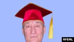 Нүркен Мырзаханов, биология ғылымдарының докторы, профессор. Қарағанды, 2 наурыз 2010 жыл.