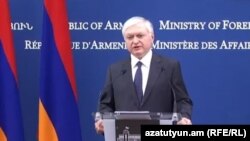 ՀՀ ԱԳ նախարար Էդվարդ Նալբանդյան, արխիվ