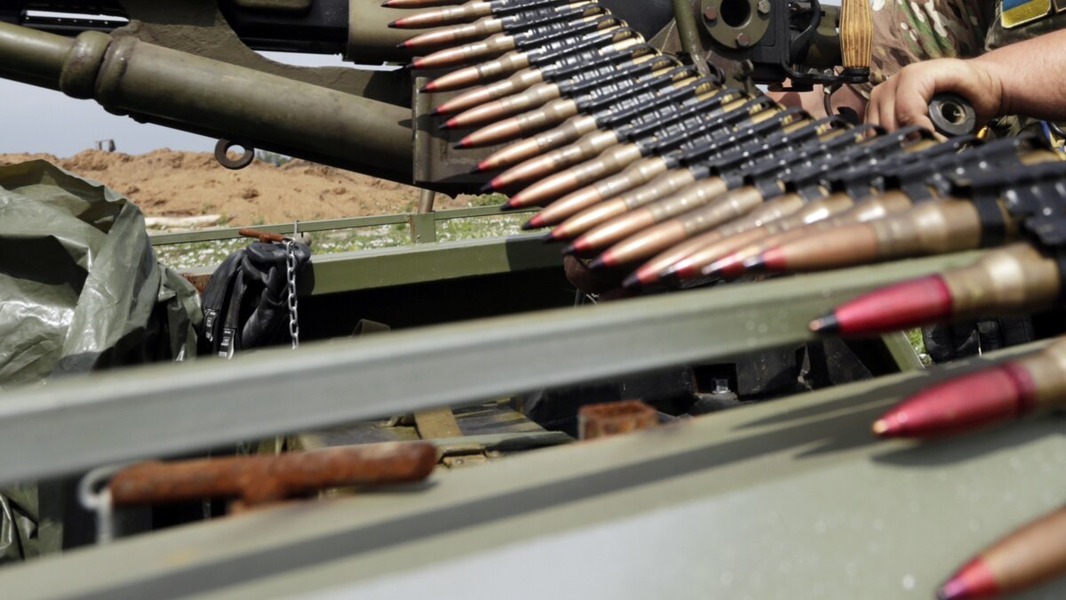 В одній з частин ЗСУ військові намагалися продати зброю – СБУ