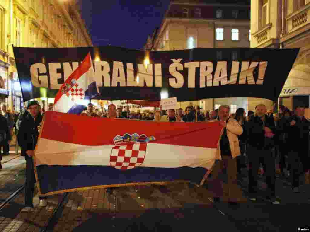 Hrvatska - Antivladini protesti u Zagrebu, 14.03.2011. Foto: Reuters / Nikola Šolić 