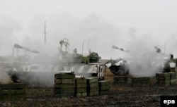 Танковые учения "отрядов пророссийских сепаратистов" в Донецкой области Украины. 4 февраля 2016 года