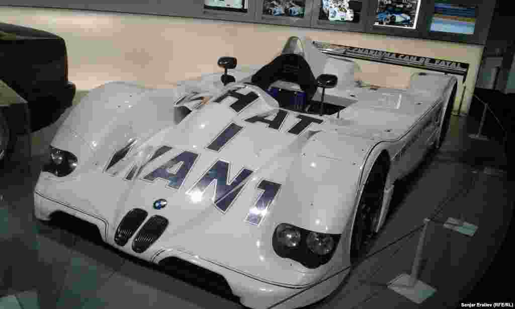 BMW V12, (1999)
