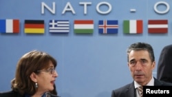 Georgian Foreign Minister Maia Panjikidze (left) and NATO Secretary-General Anders Fogh Rasmussen in Brussels