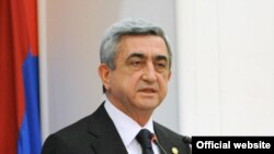 Armenia -- President Serzh Sarkisian speaks at a conference of Armenia's Union of Industrialists and Manufacturers on 13May2009.