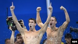 Michael Phelps və Caeleb Dressel
