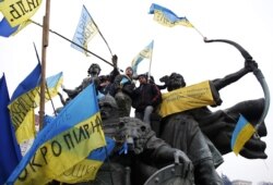 Під час Революції гідності в України. Київ, 15 грудня 2013 року
