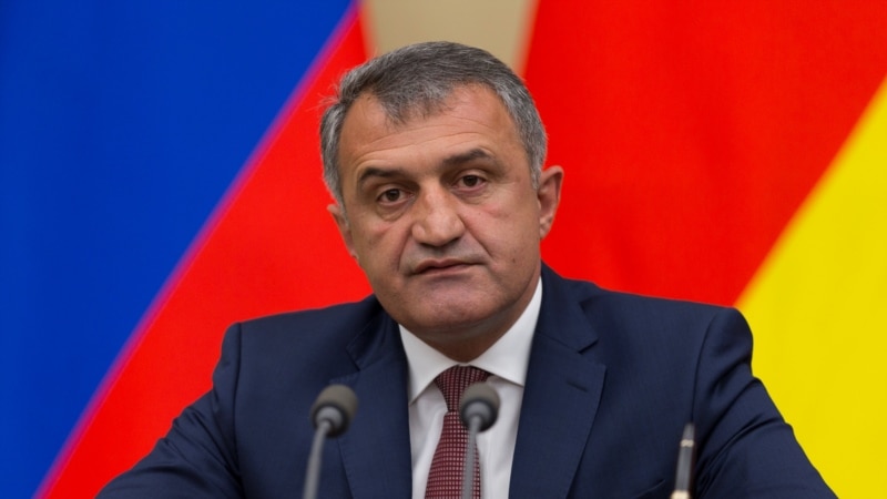 Анатолий Бибилов объявил о закрытии югоосетинской де-факто границы