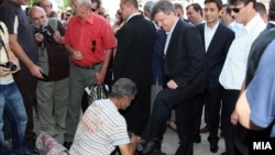 Претседателот Ѓорге Иванов во посета на Старата чаршија.