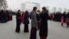 Государственные праздники в Туркменистане сопровождаются обязательными массовками, к которым привлекают школьников, студентов и госслужащих. (архивное фото)