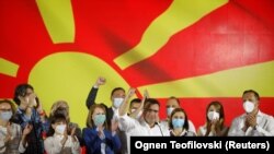 Zoran Zaev i članovi SDSM slave rezultate izbora 