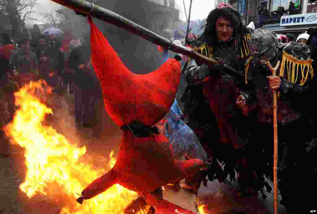 Masked revelers "have unlimited creative freedom for 'rapture' and to 'turn the world upside-down' in the spirit of improvisation, criticism, and irony," organizers say.