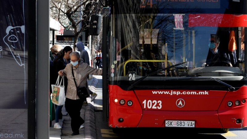 Студентите од утре пак бесплатно во градските автобуси