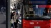 Редуцираните автобуси го отежнаа животот на скопјани