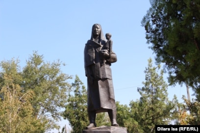 Фармерлер порно фильмін жақсы сапада онлайн көріңіз.