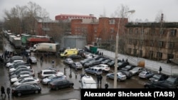 Поліція блокує фабрику «Меншовик», Москва, Росія, 27 грудня 2017 року
