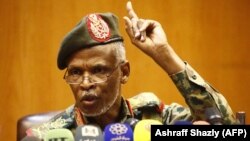 Generalul Omar Zain al-Abdin, șeful noului Consiliu militar al Sudanului, 12 aprilie 2019